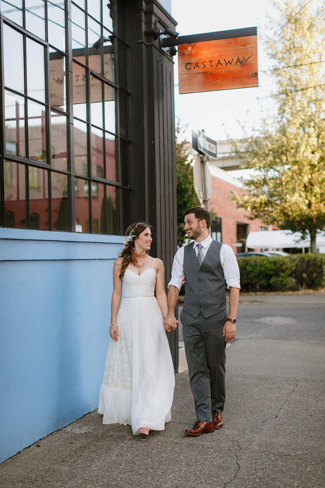 Andrea Zajonc Photography | Castaway Portland wedding | Peachy Keen Coordination